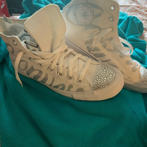 Custom Converses - Picture 4 of 8